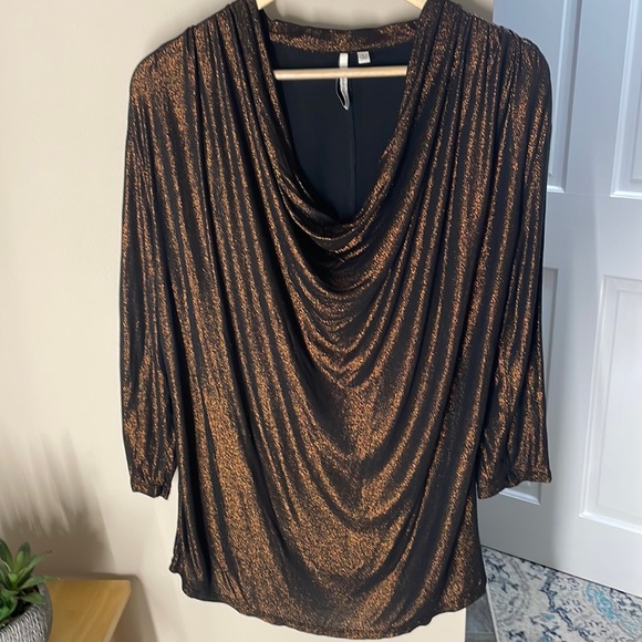 Calvin Klein Tops - Calvin Klein bronze glittery top